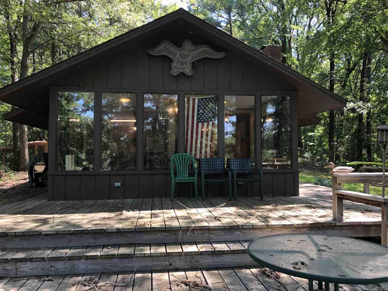 10 Oakleaf Trail Lewisville, AR 71845