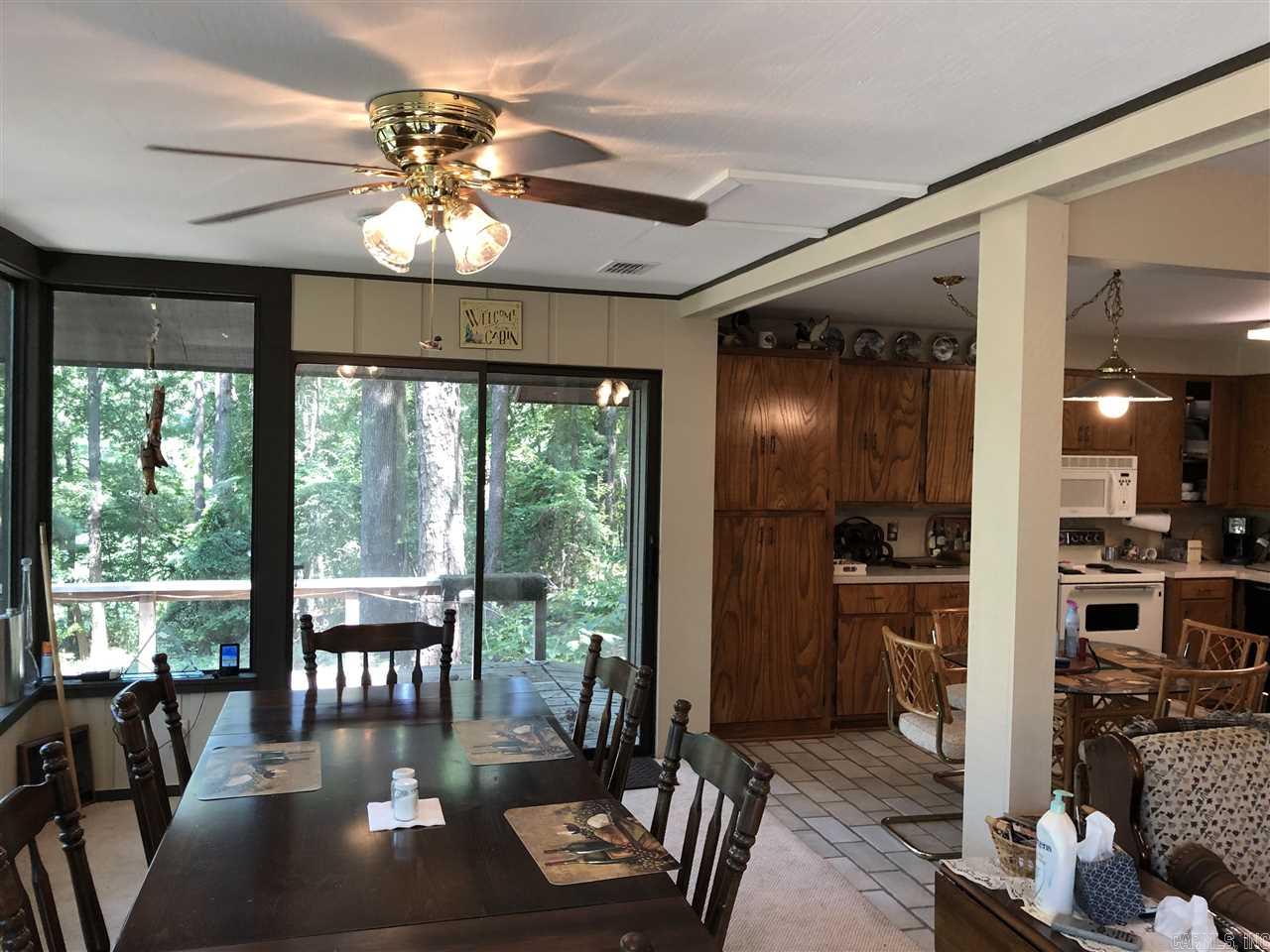 10 Oakleaf Trail Lewisville, AR 71845