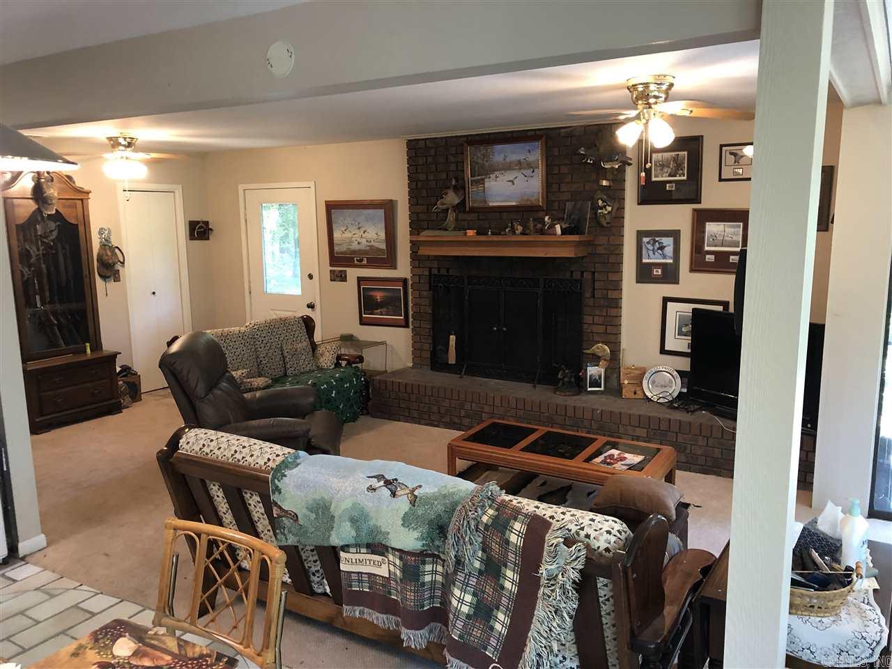 10 Oakleaf Trail Lewisville, AR 71845