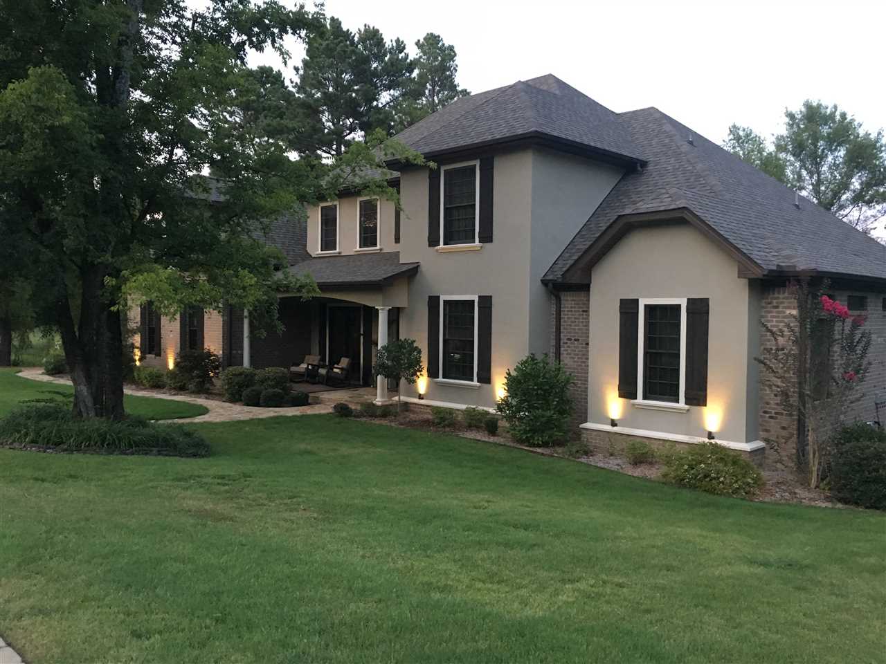 Luxury Homes Century 21 H S V Realty