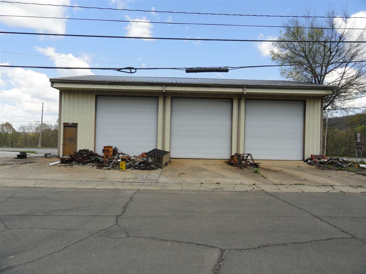 501 E Main Street Marshall, AR 72650