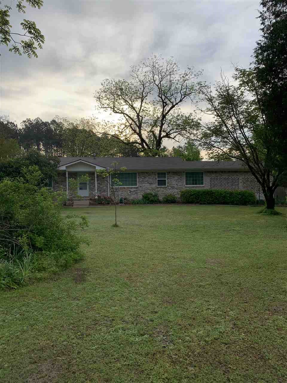 Homes For Sale in Malvern AR