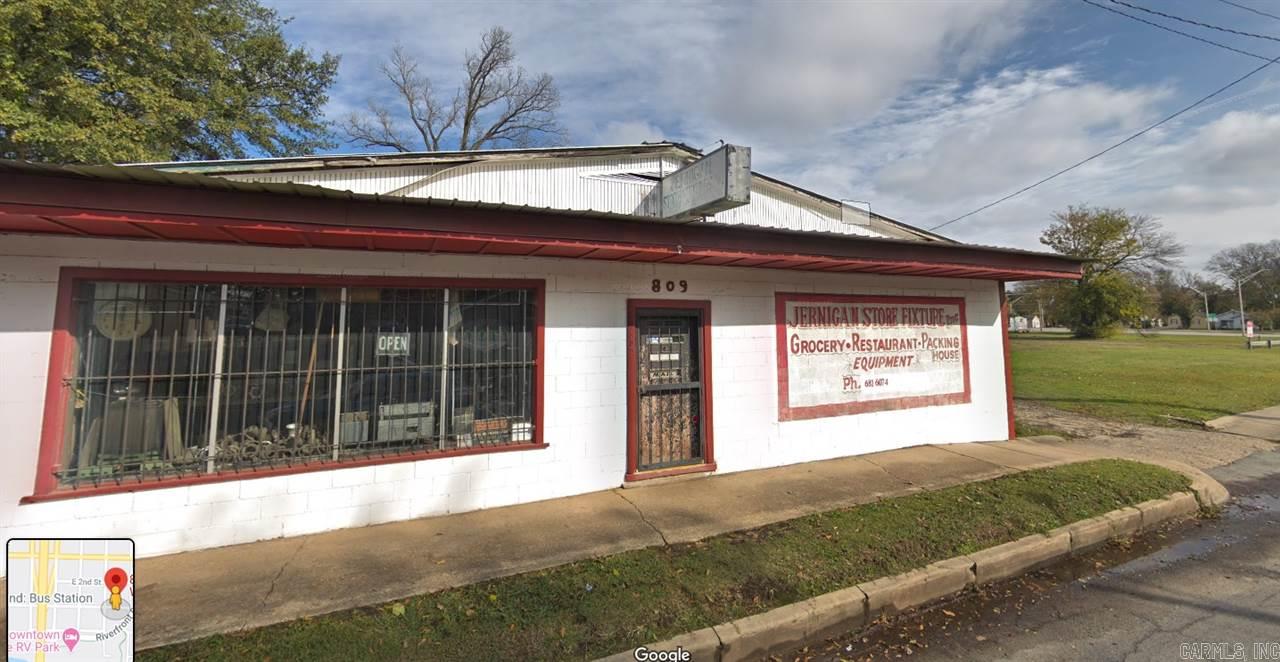 809 E Washington  North Little Rock, AR