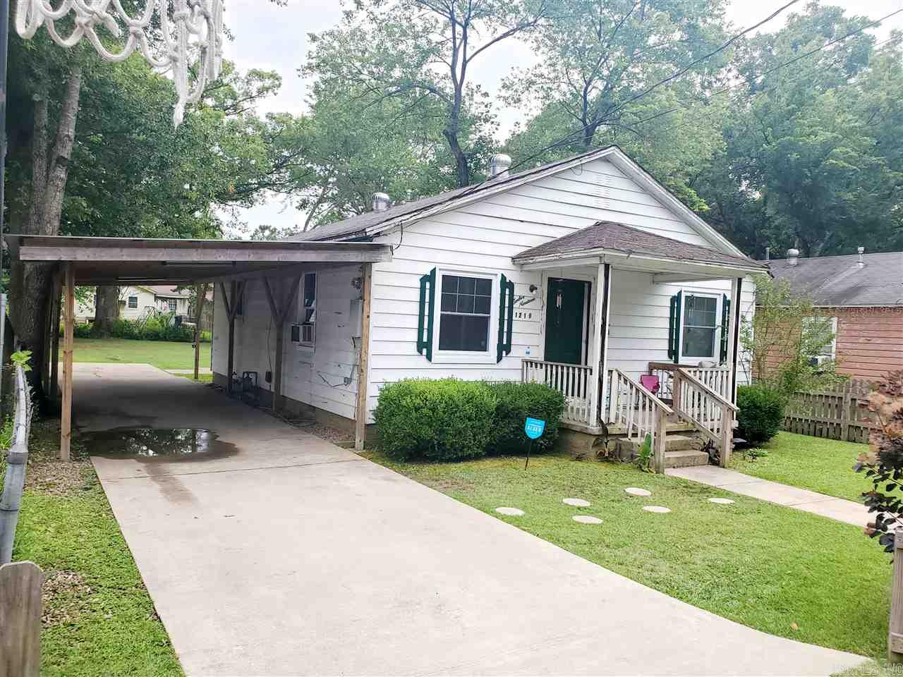 Homes For Sale in Malvern AR