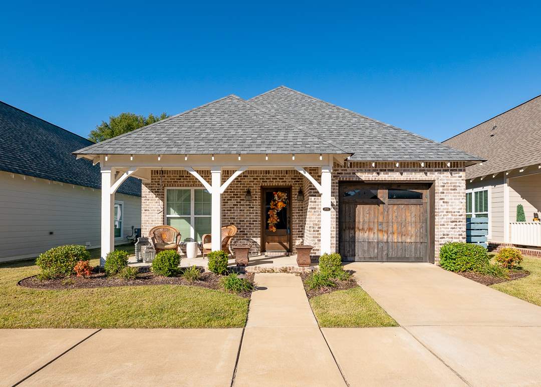 2730 Stonebrook Cove