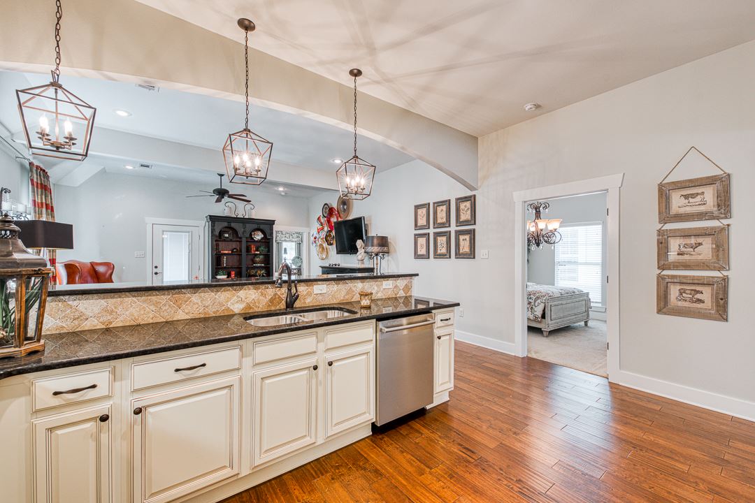 2730 Stonebrook Cove