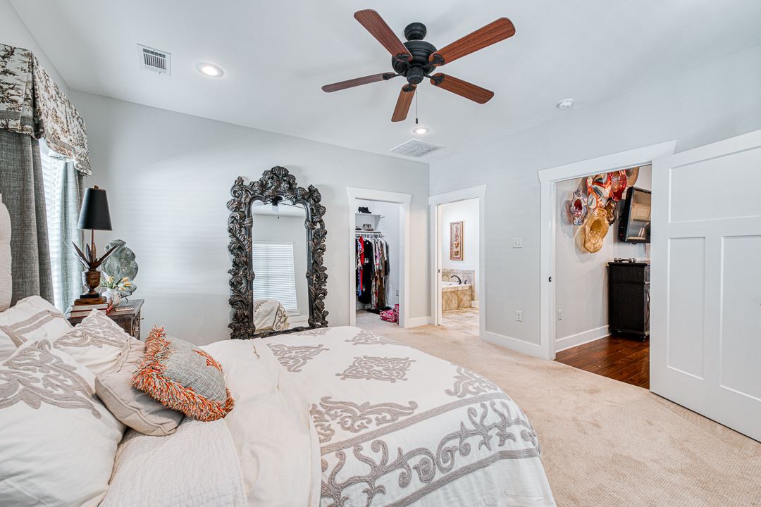2730 Stonebrook Cove