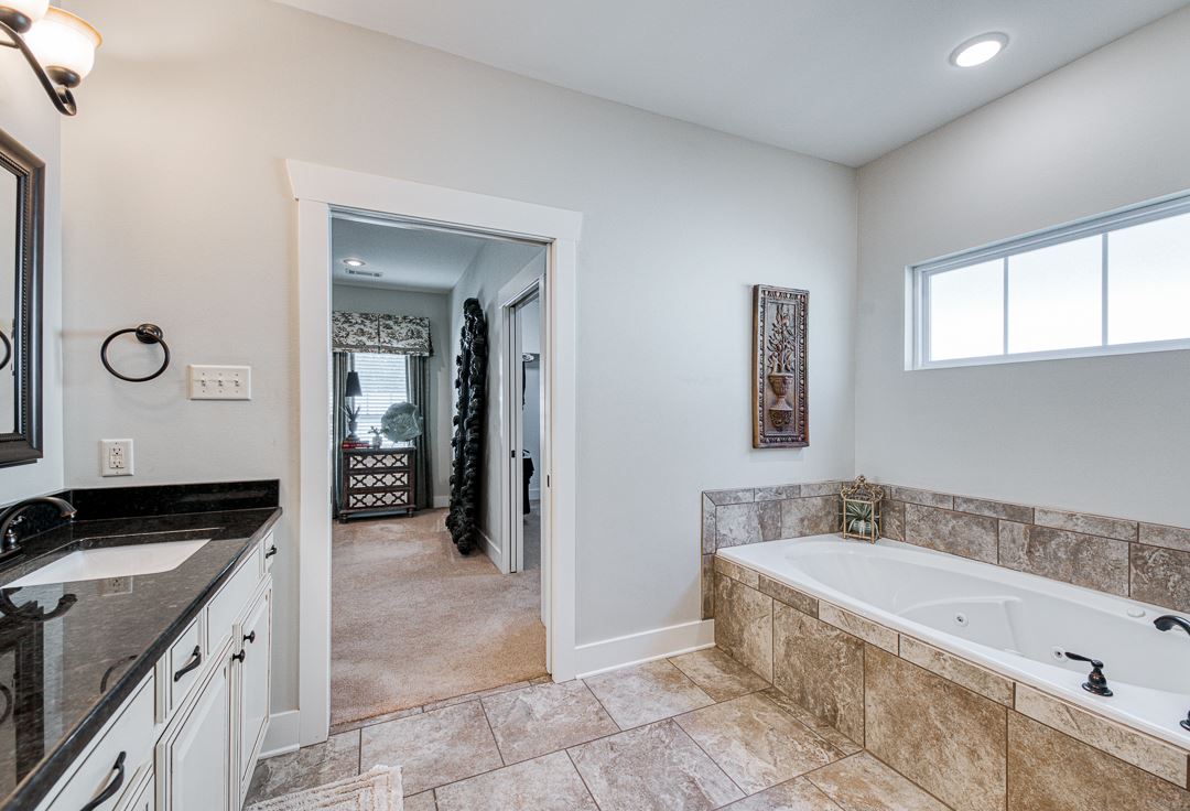 2730 Stonebrook Cove