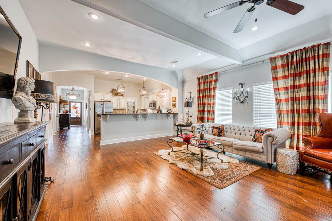 2730 Stonebrook Cove