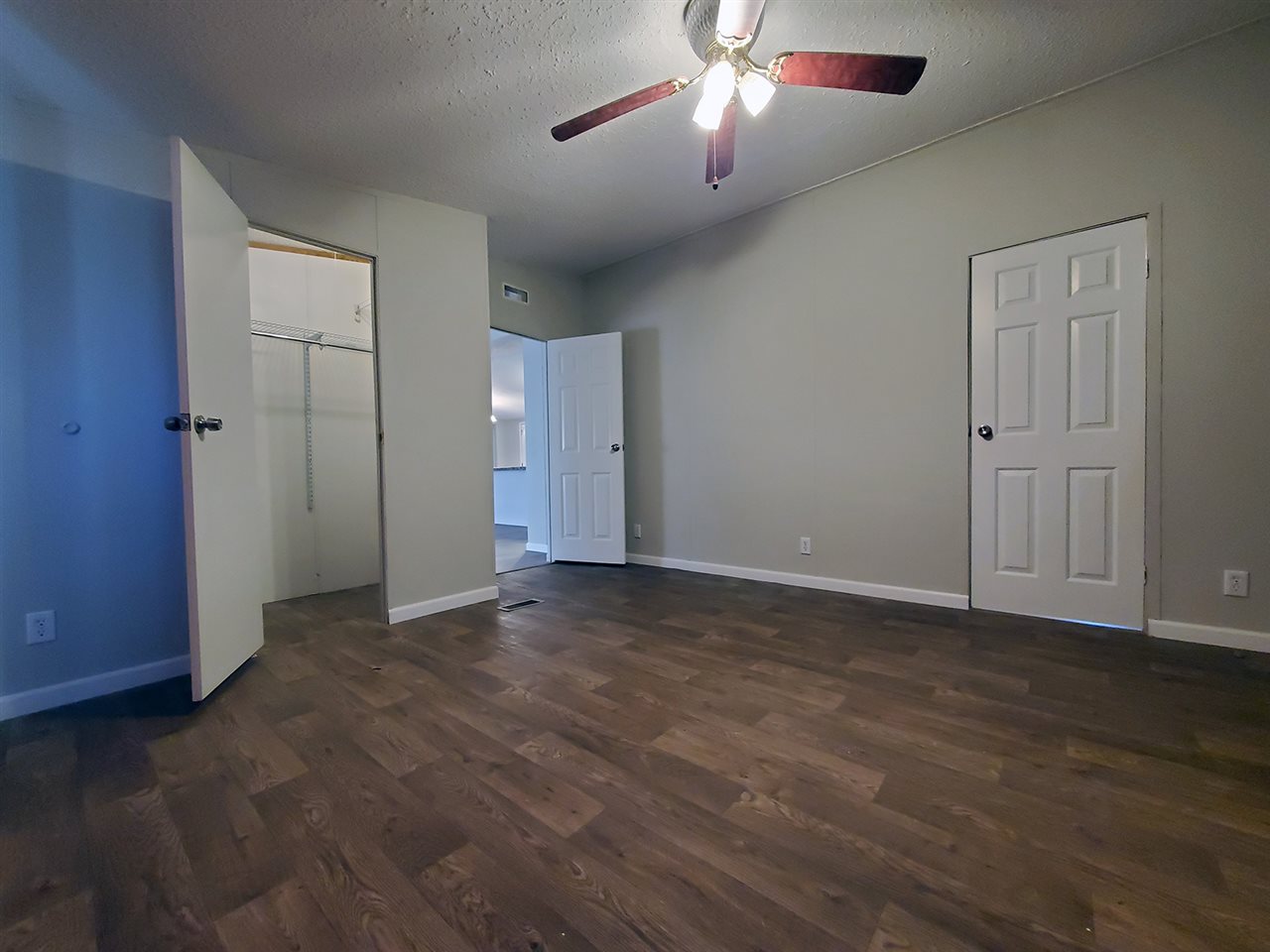 105 Waterfront Cove