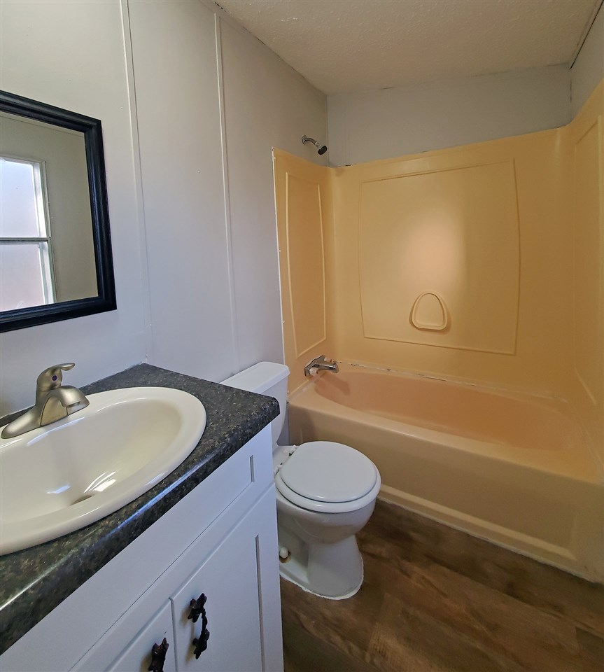 105 Waterfront Cove