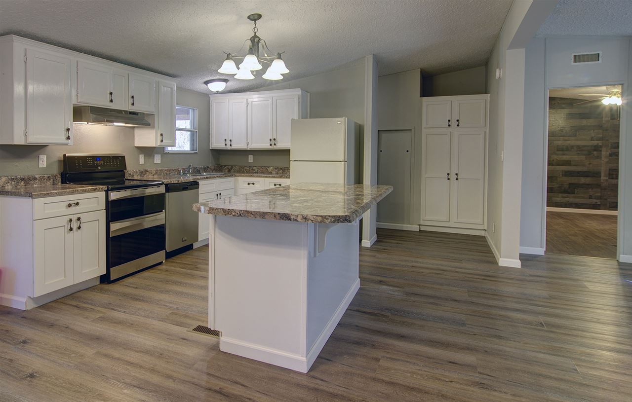 105 Waterfront Cove