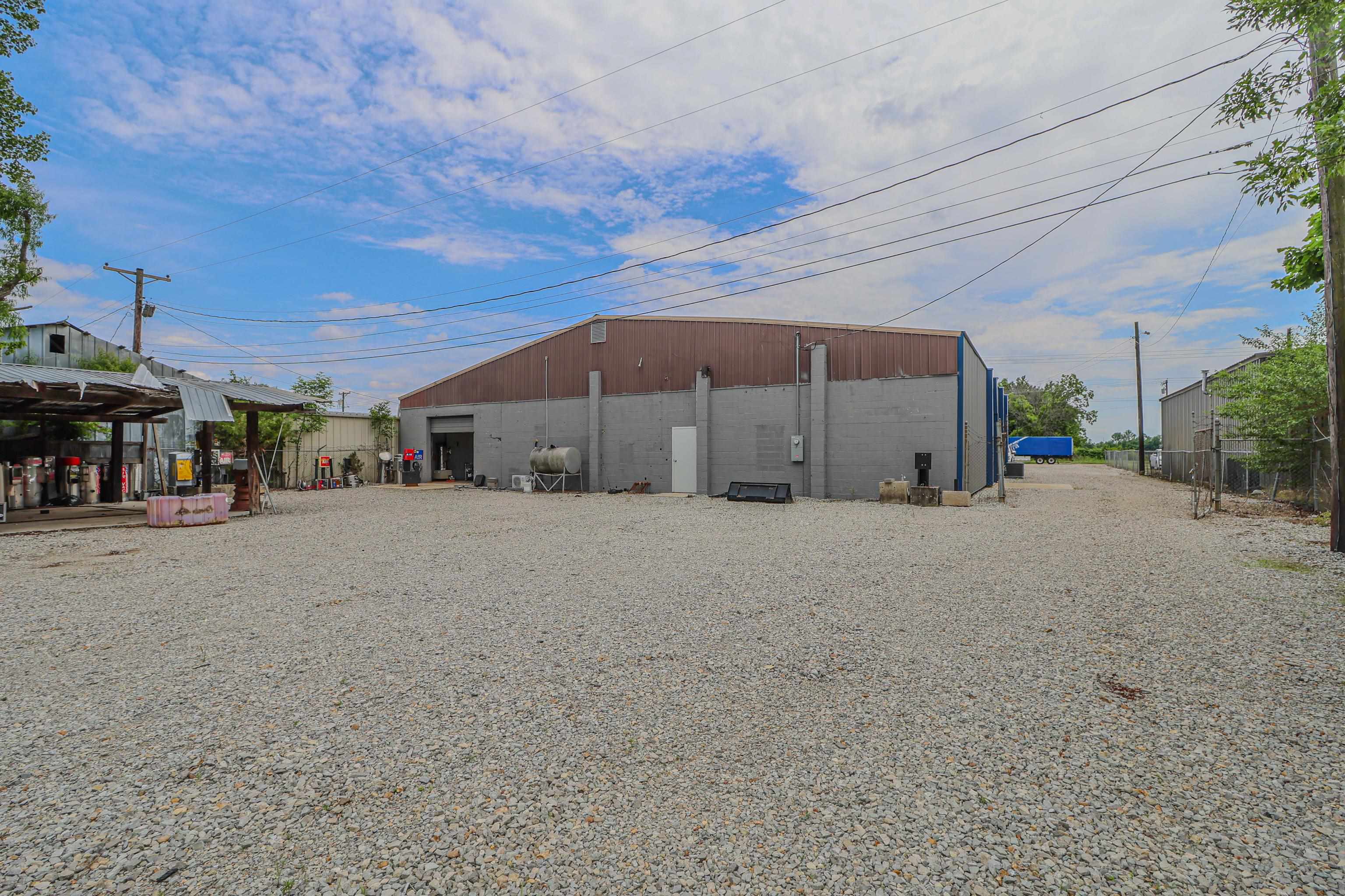 1501 E KINGSHIGHWAY  Paragould, AR