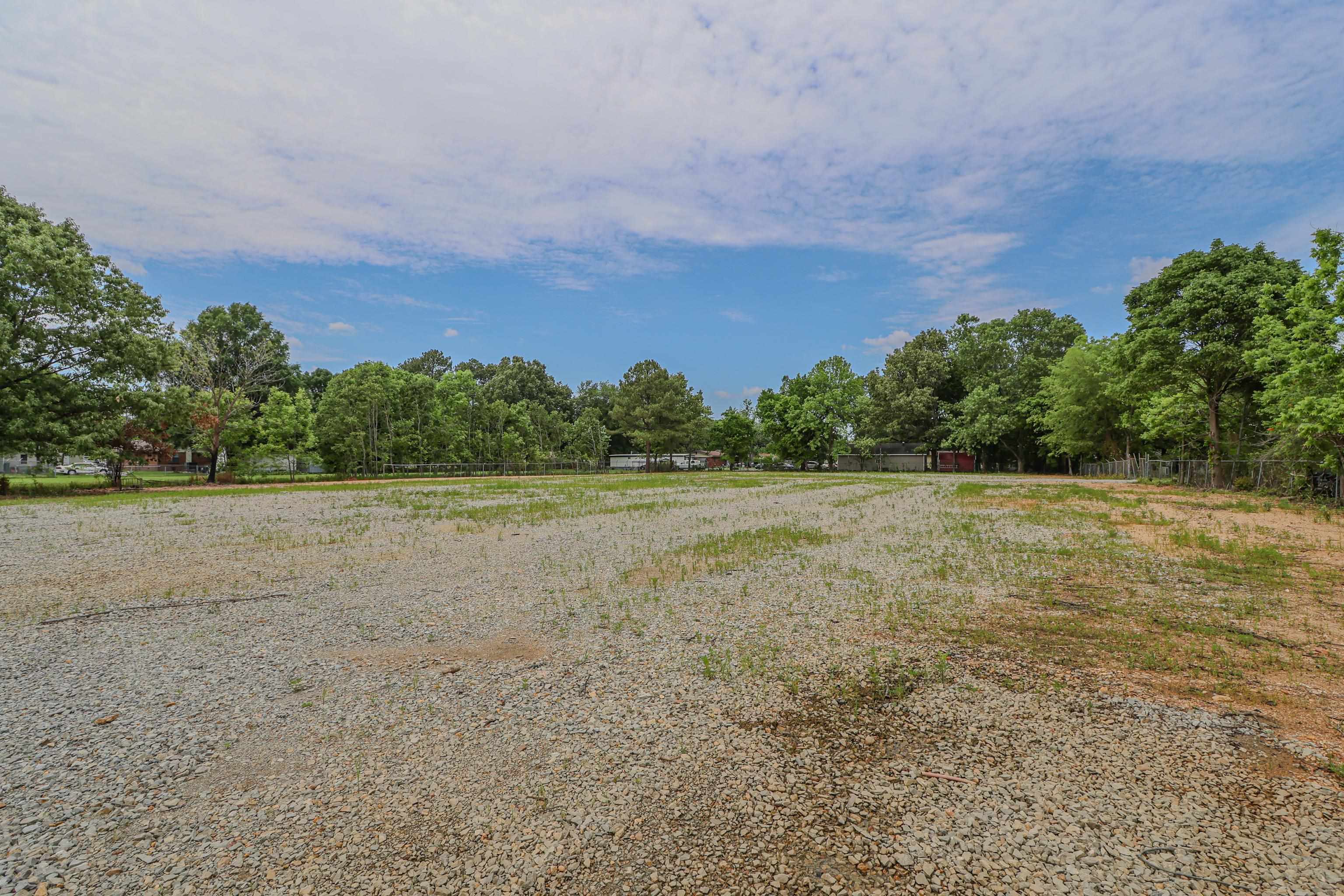 1501 E KINGSHIGHWAY  Paragould, AR