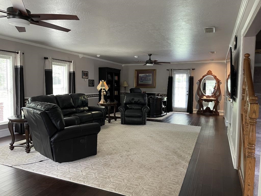 1403  South Mena Street  Mena, AR