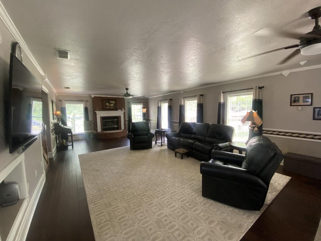 1403  South Mena Street  Mena, AR