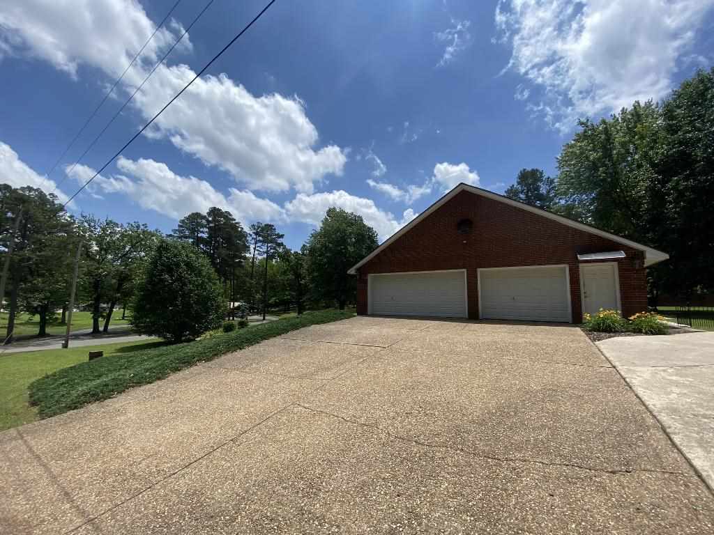 1403  South Mena Street  Mena, AR