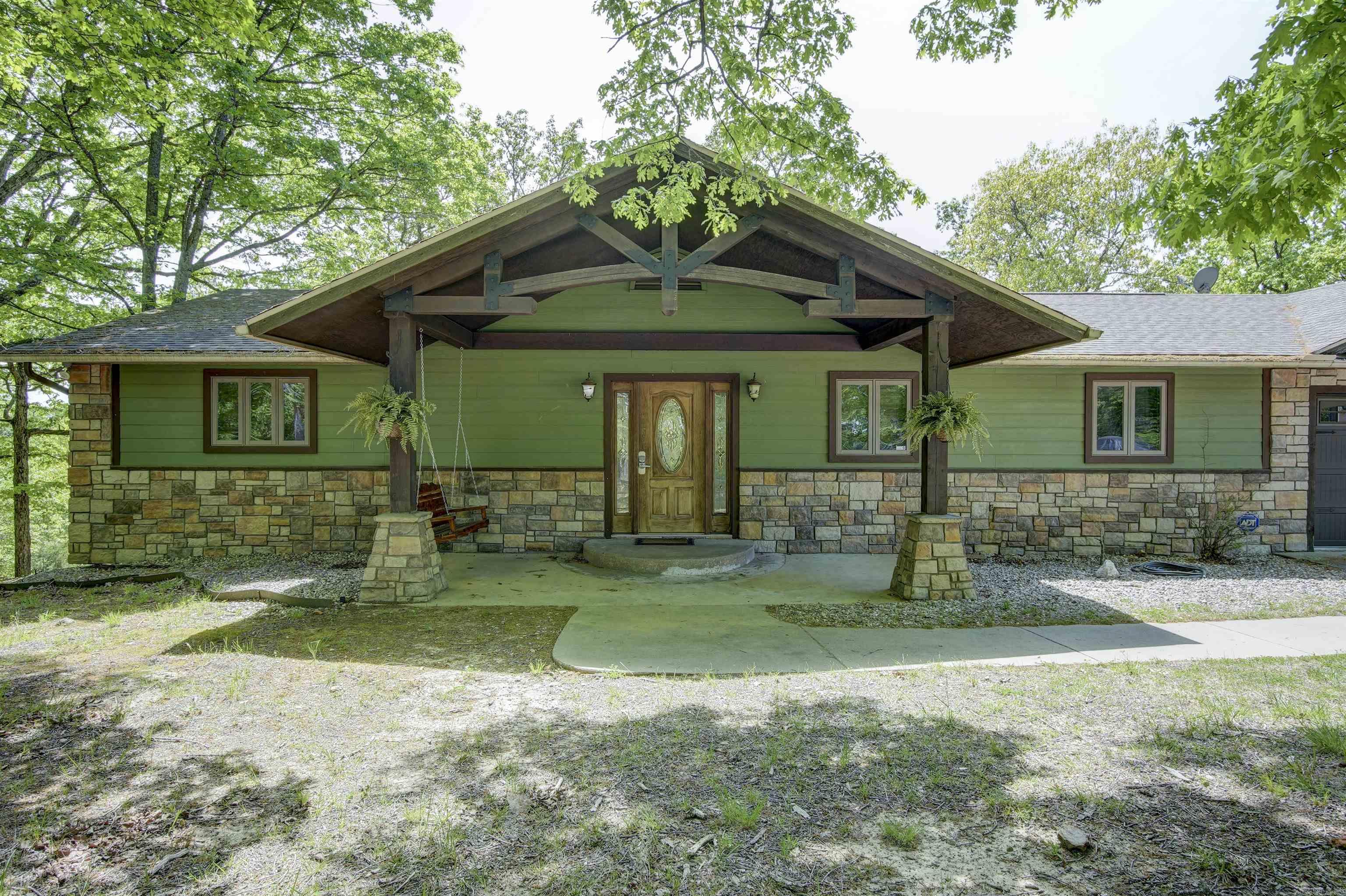 69  Jackson Ridge  Eureka Springs, AR