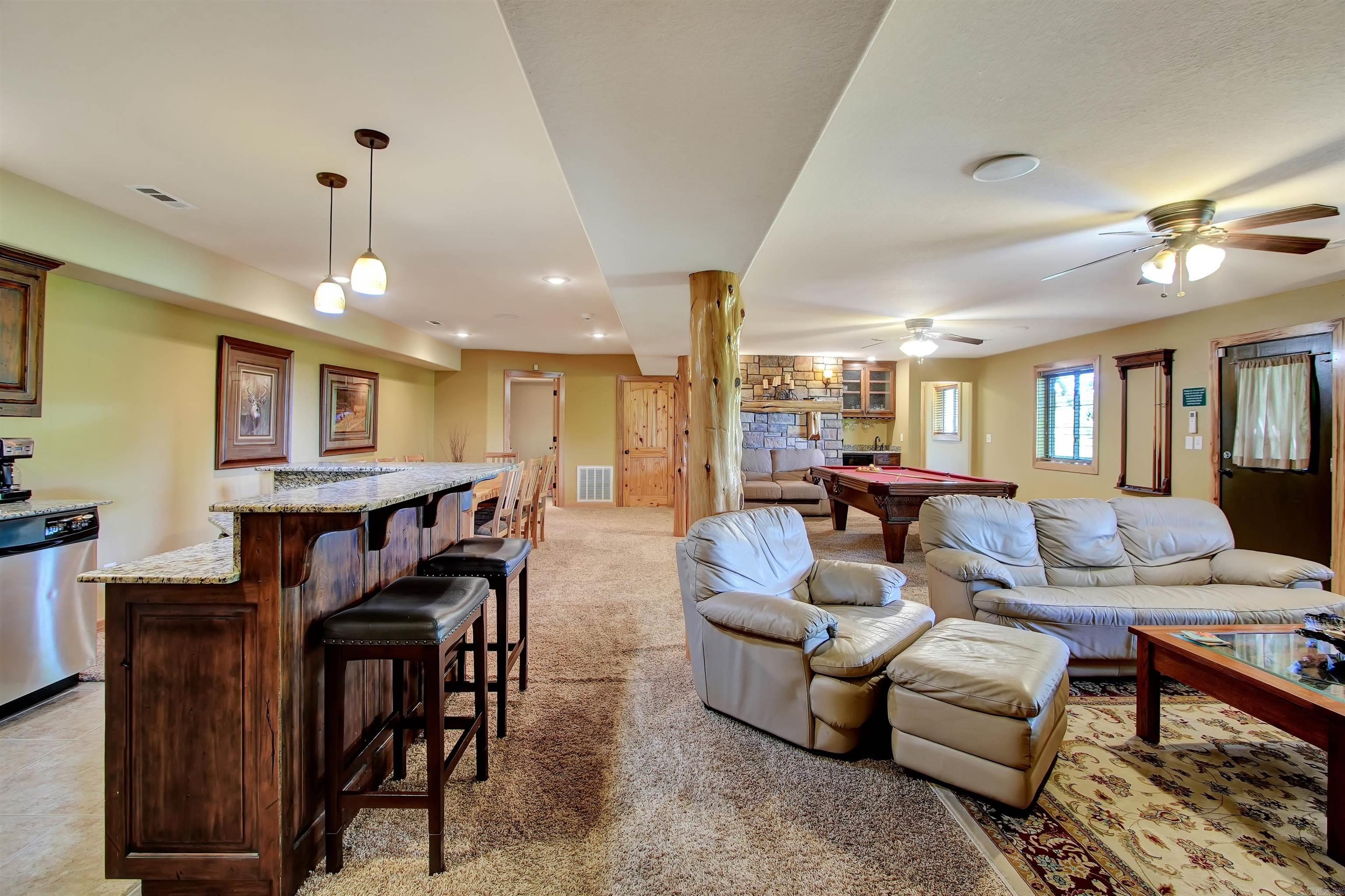 69  Jackson Ridge  Eureka Springs, AR