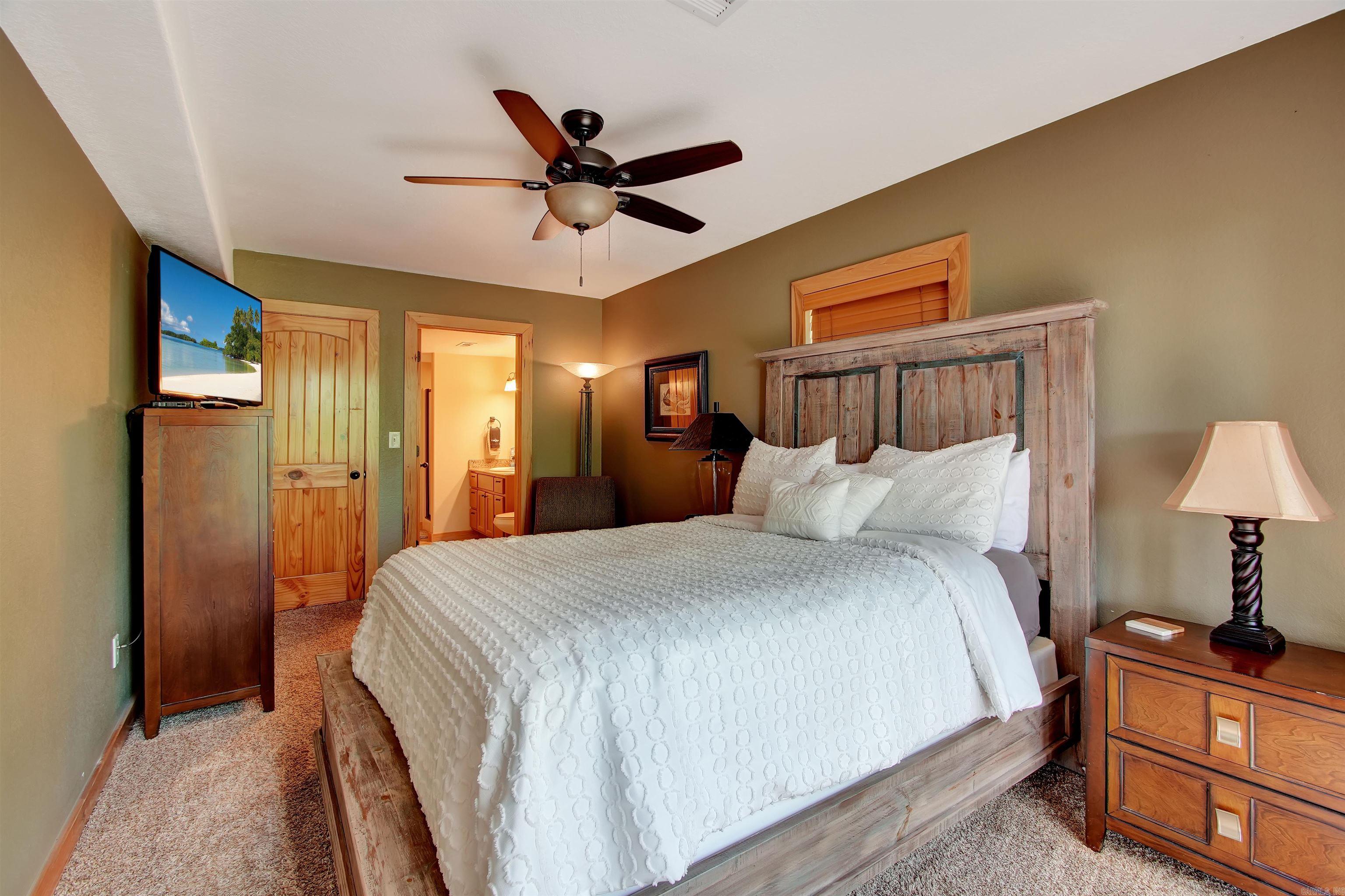 69  Jackson Ridge  Eureka Springs, AR