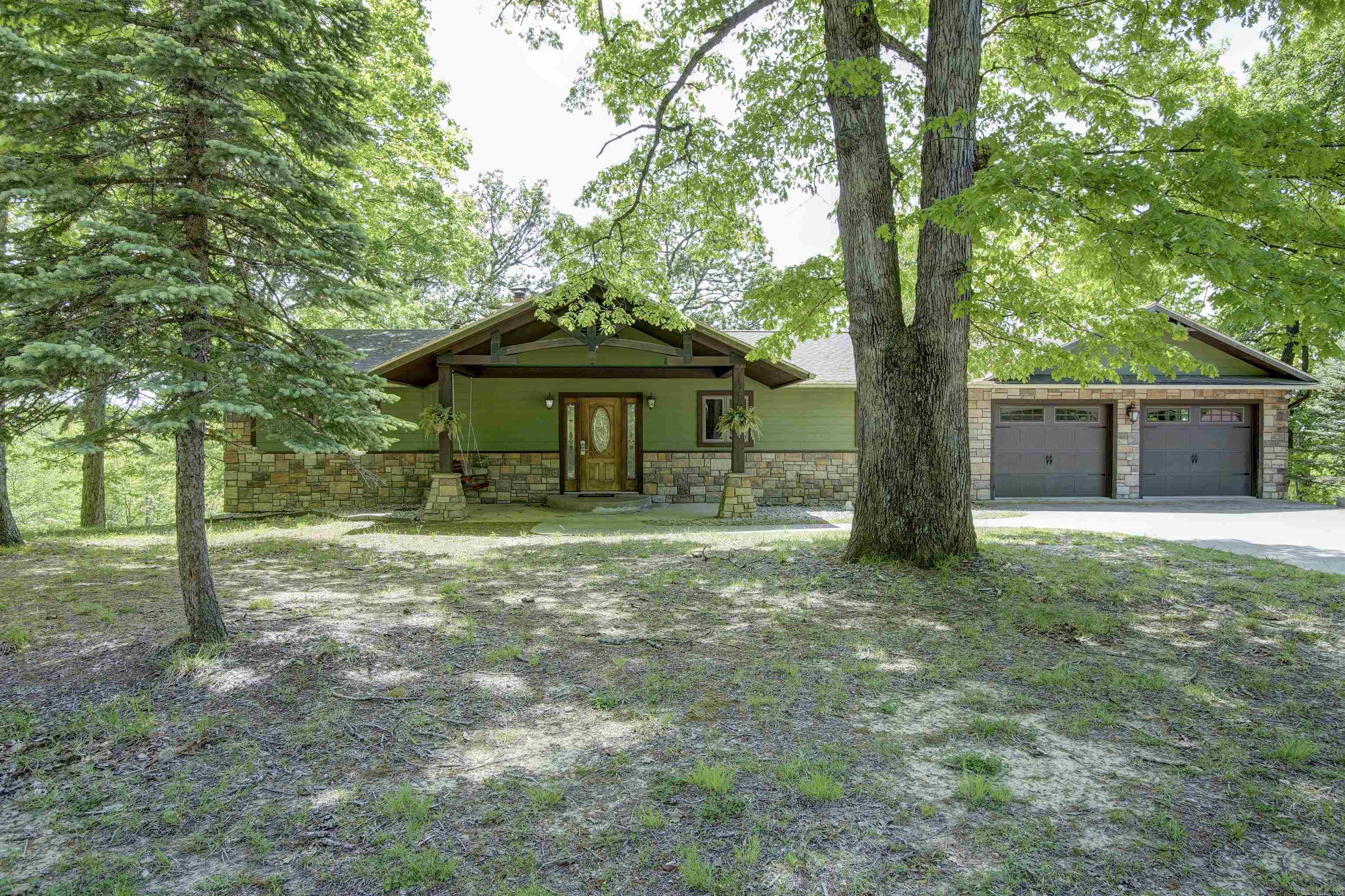 69  Jackson Ridge  Eureka Springs, AR
