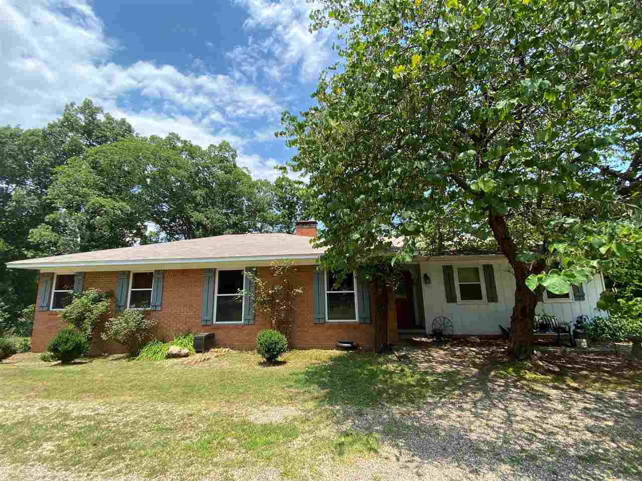 Homes For Sale in Malvern AR