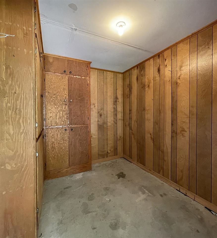 9 Water Oak Dr