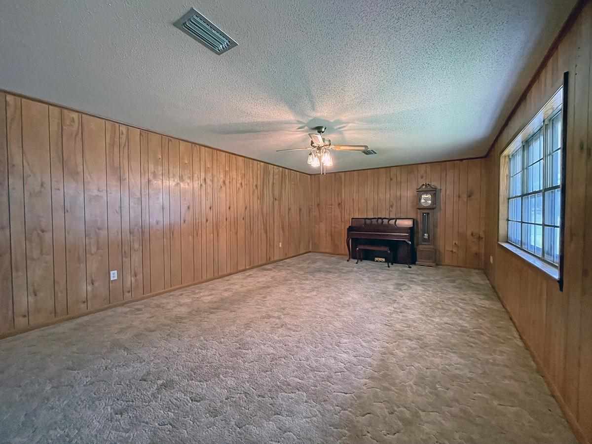 9 Water Oak Dr