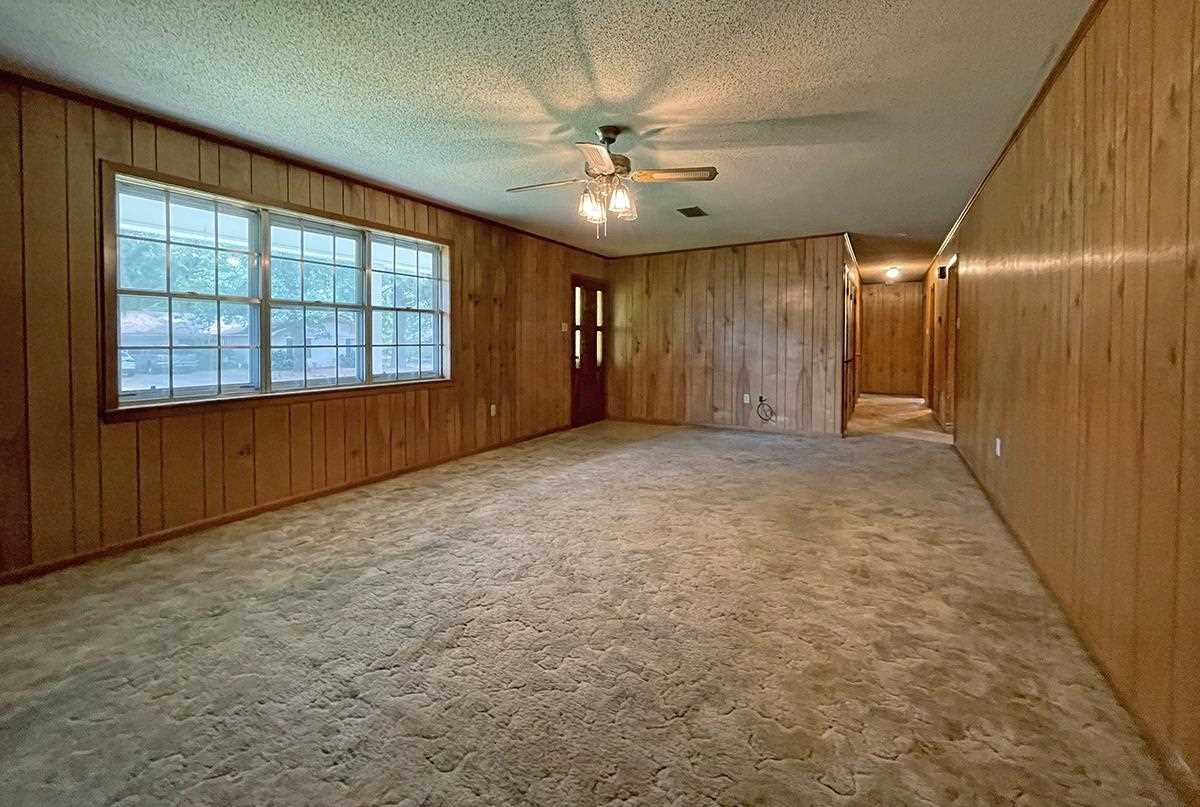 9 Water Oak Dr