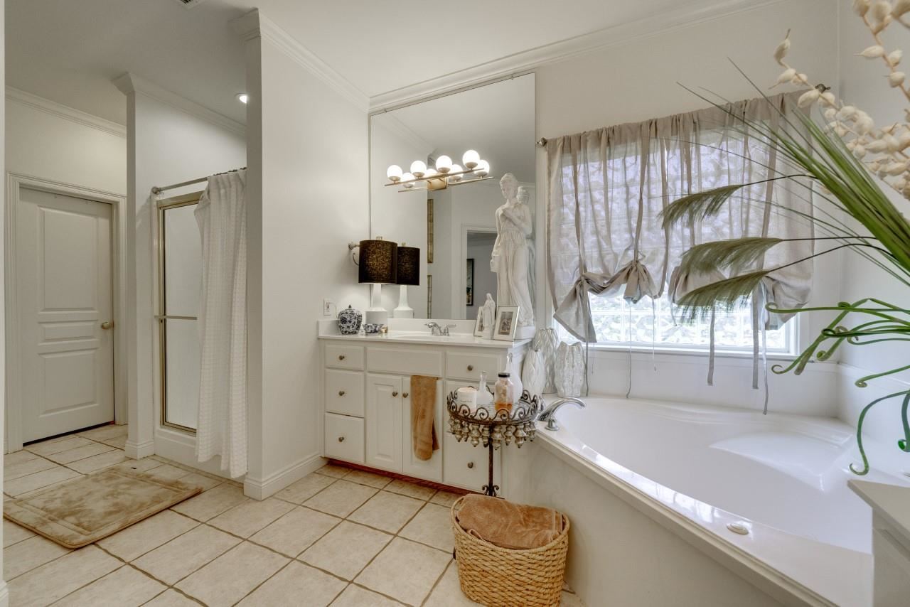 1235 Sea Breeze Drive