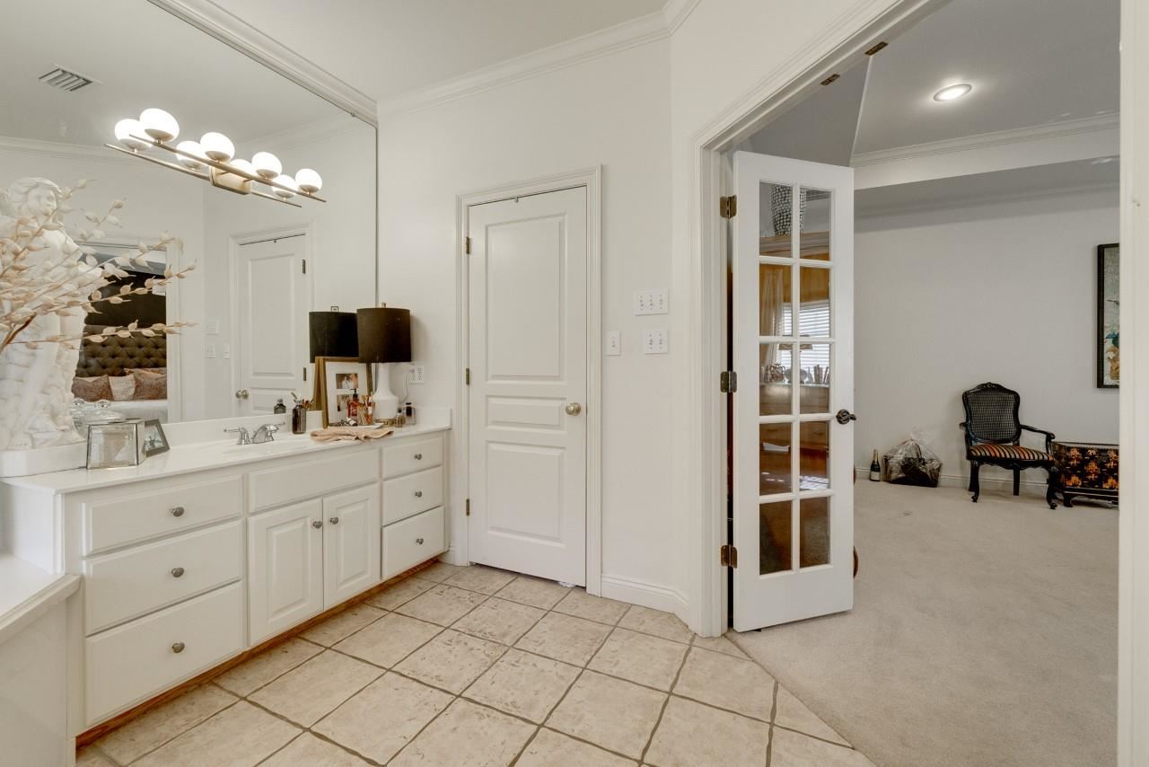 1235 Sea Breeze Drive