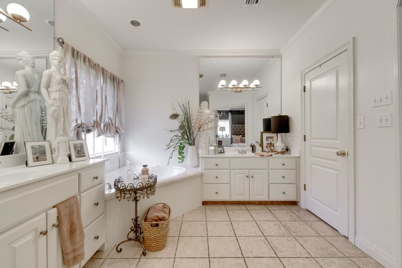 1235 Sea Breeze Drive