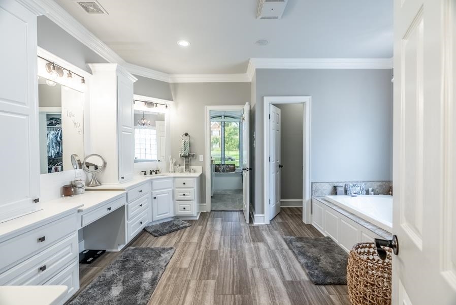 4665 Sawgrass Cove