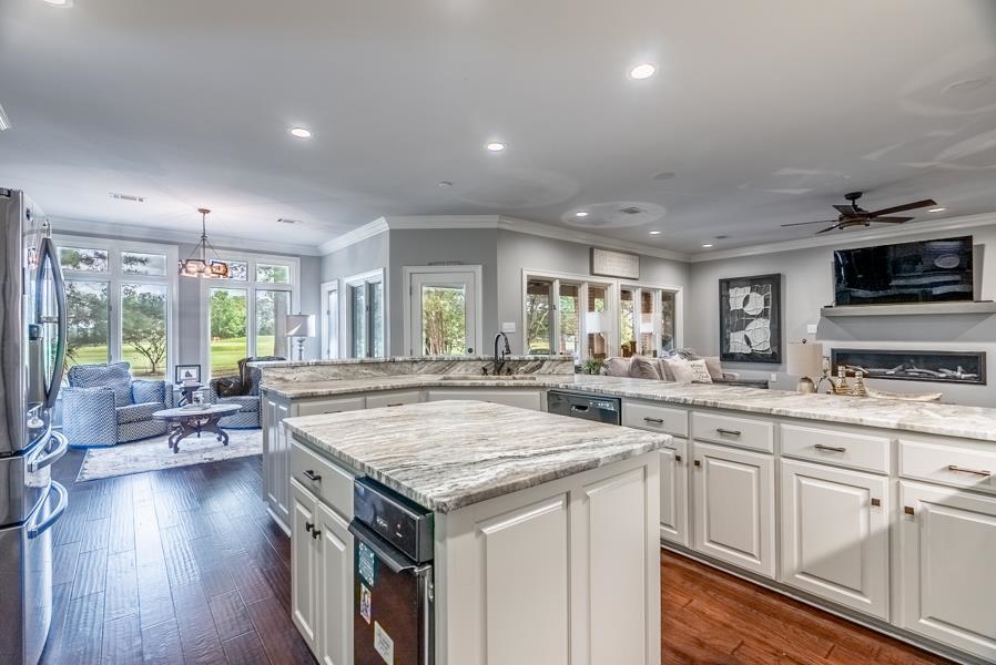 4665 Sawgrass Cove