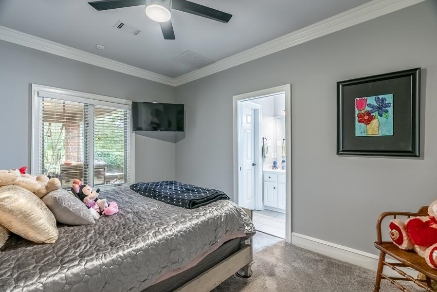 4665 Sawgrass Cove