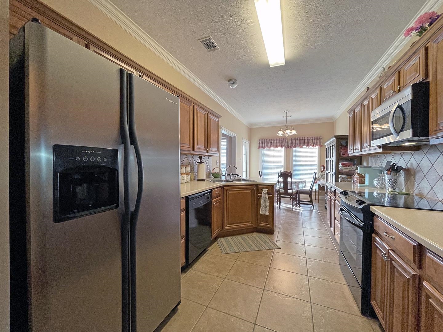 2625 Apple Blossom Lane