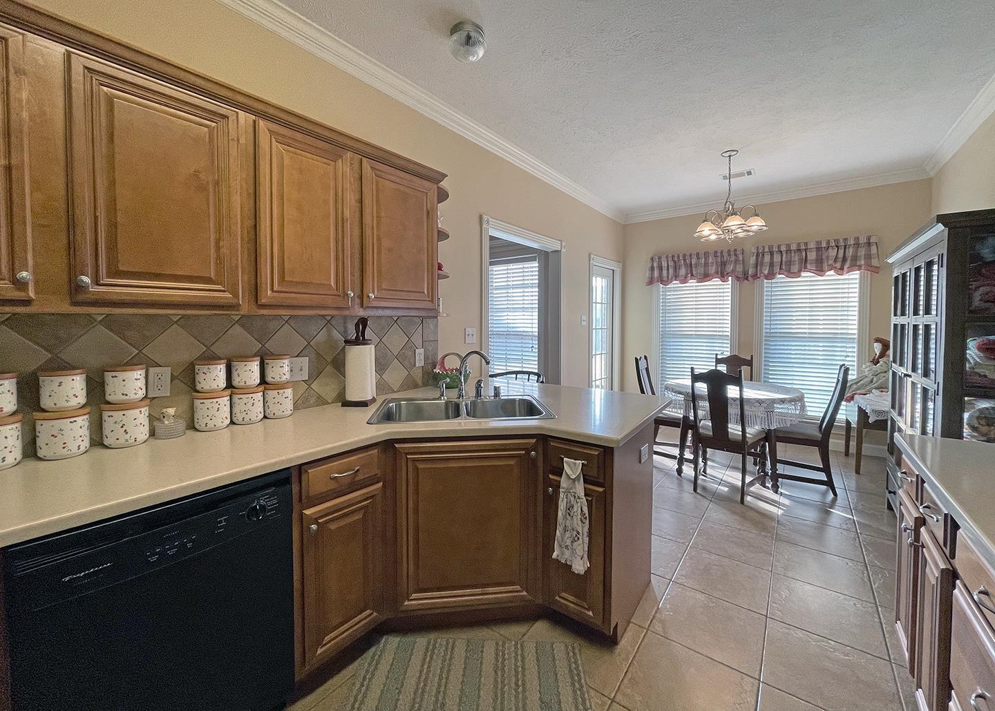 2625 Apple Blossom Lane
