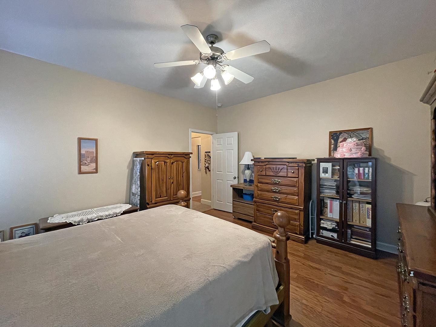 2625 Apple Blossom Lane