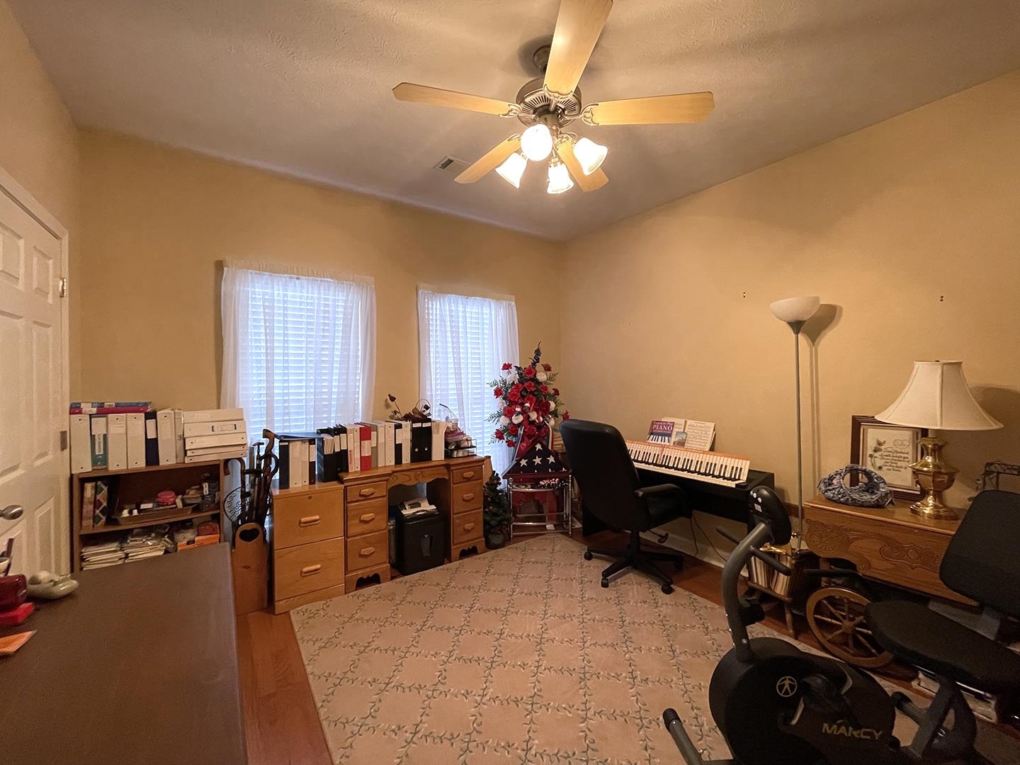 2625 Apple Blossom Lane