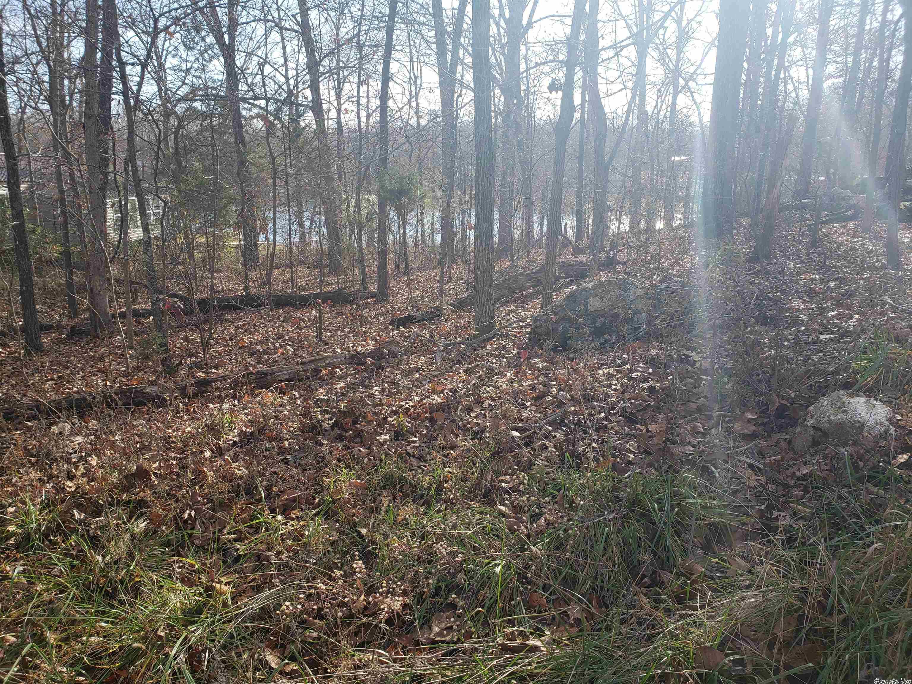   W Lakeshore  Highland, AR