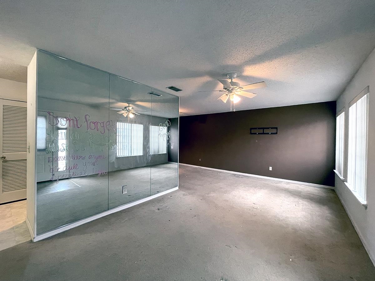 1005 S German Lane 42