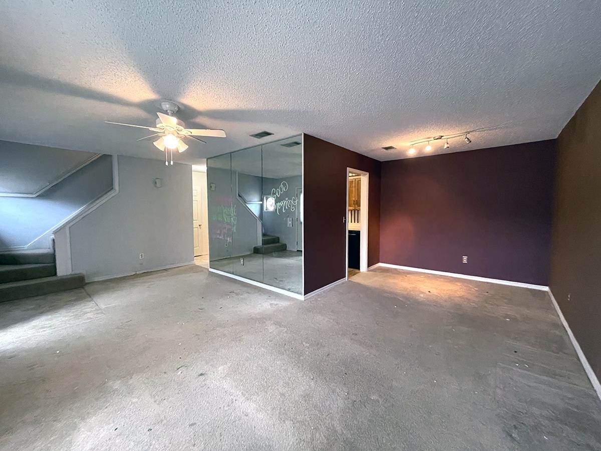1005 S German Lane 42