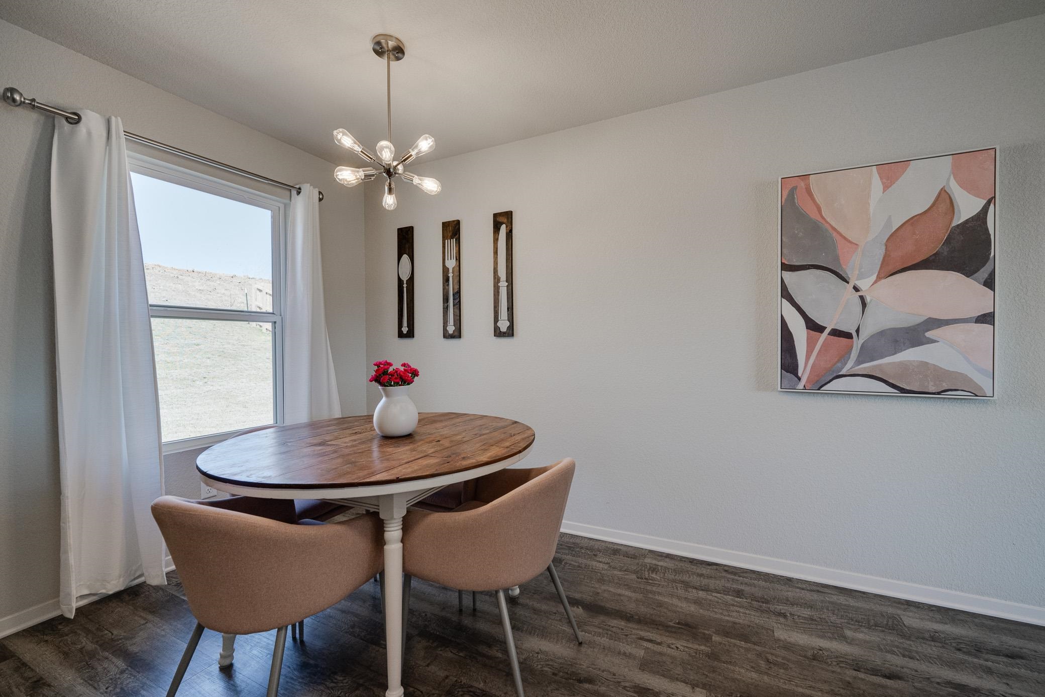 21 Summer Wind Road
