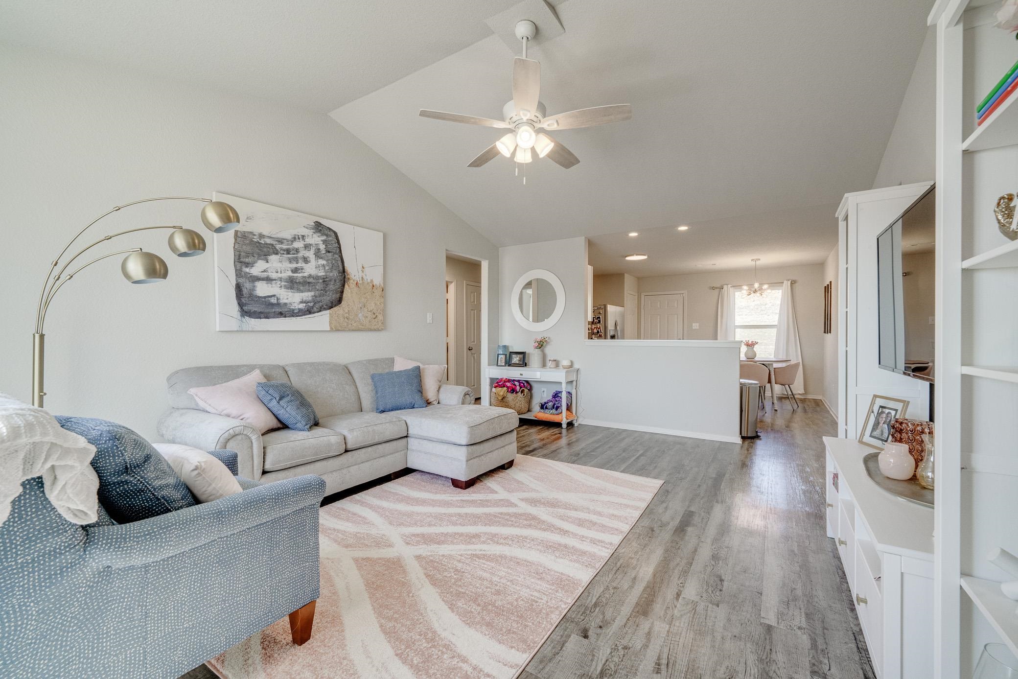 21 Summer Wind Road