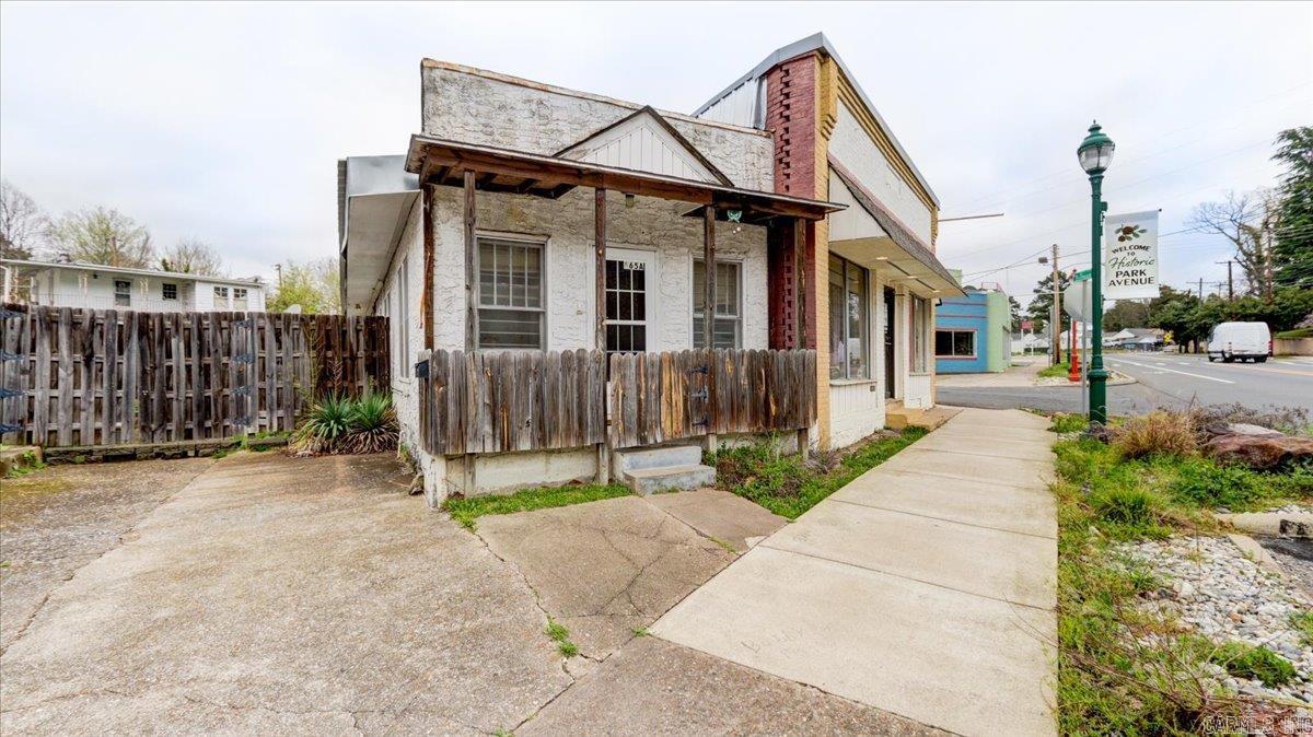 865  Park  Hot Springs, AR