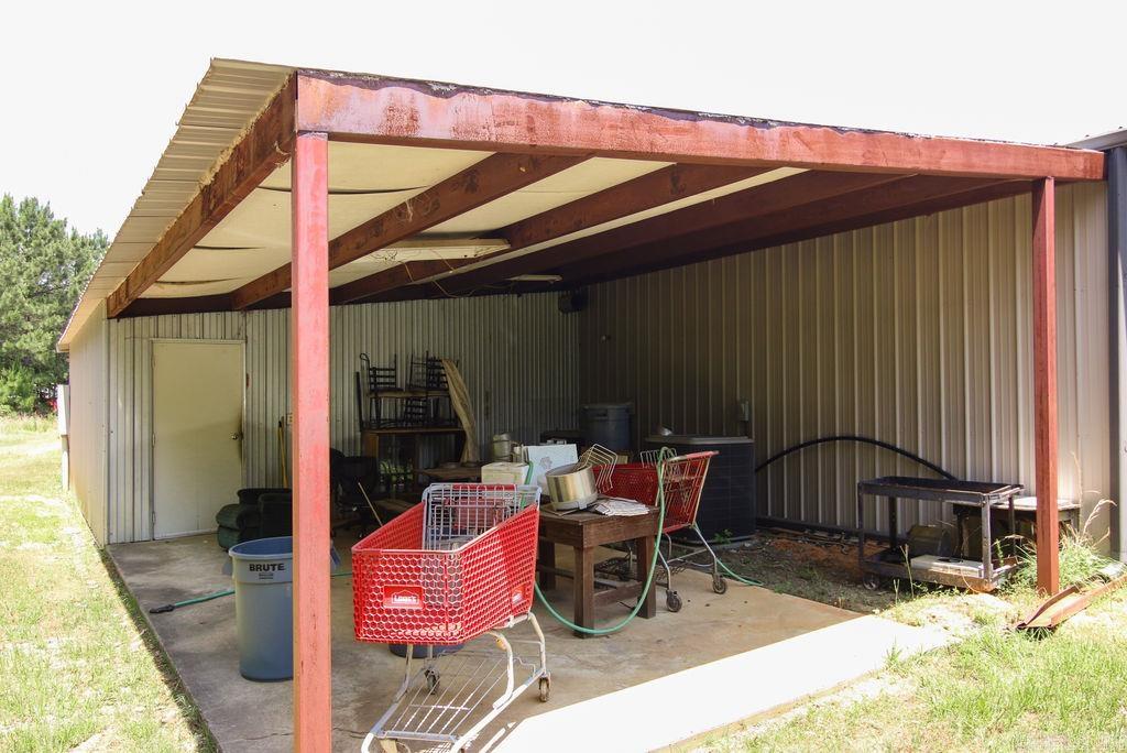 16879 N Hwy 59  Queen City, TX