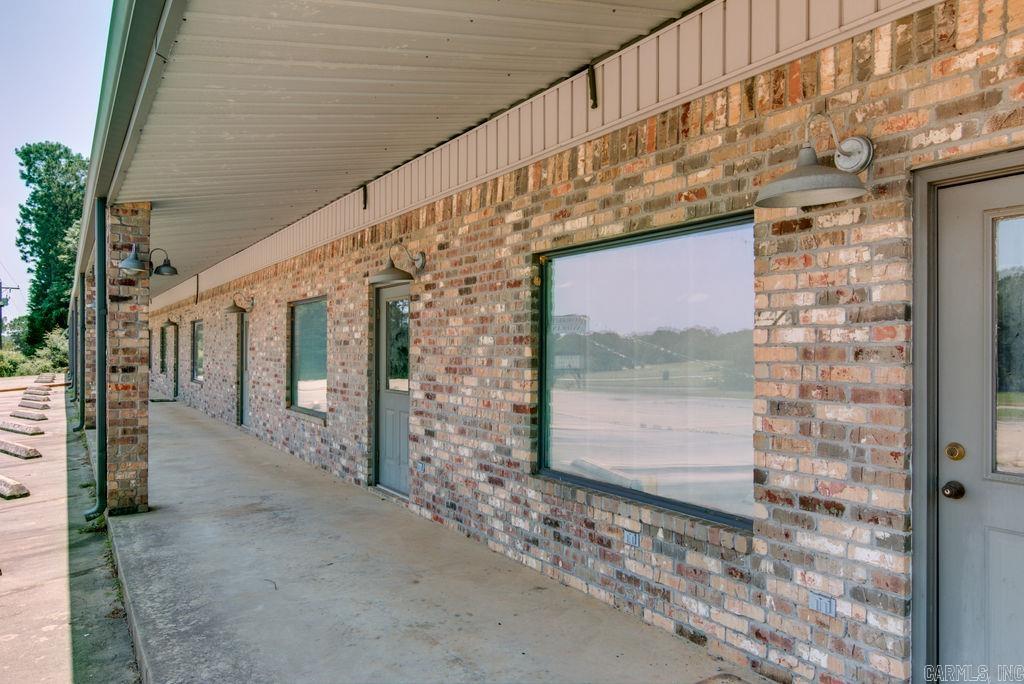 16879 N Hwy 59  Queen City, TX
