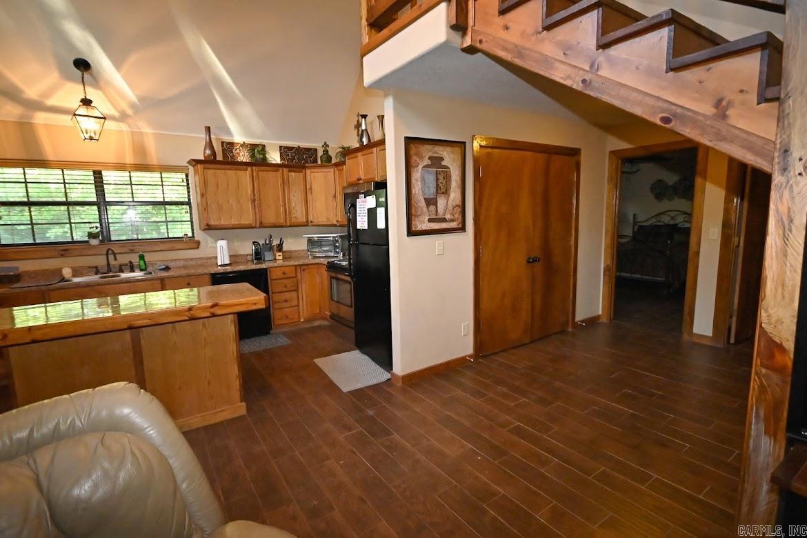 1210  POLK 61  Mena, AR