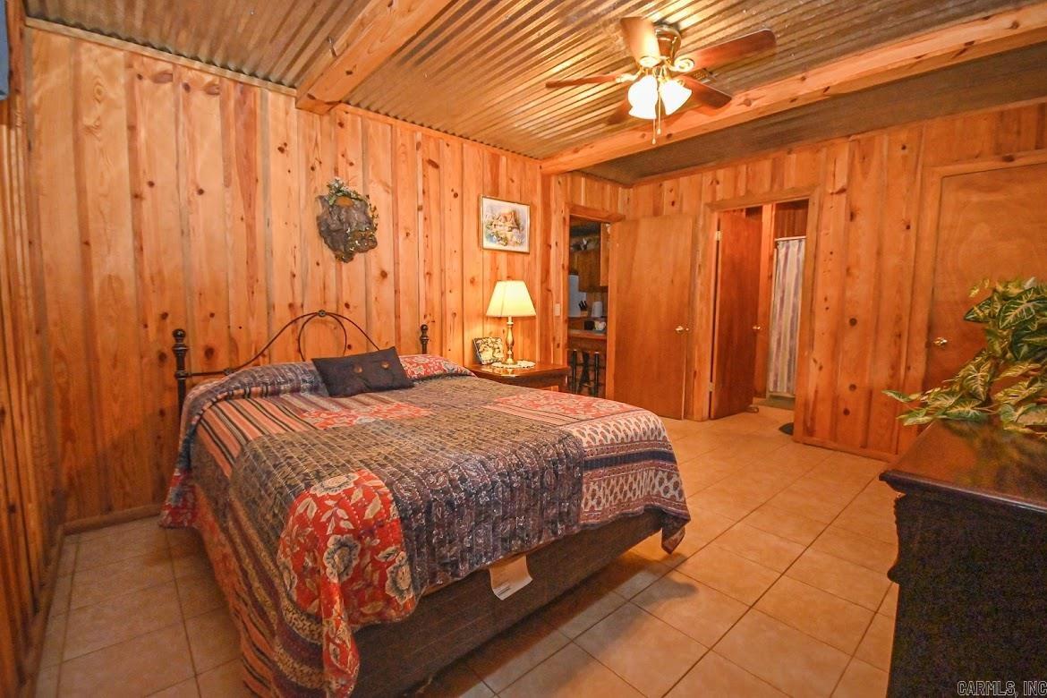 1210  POLK 61  Mena, AR