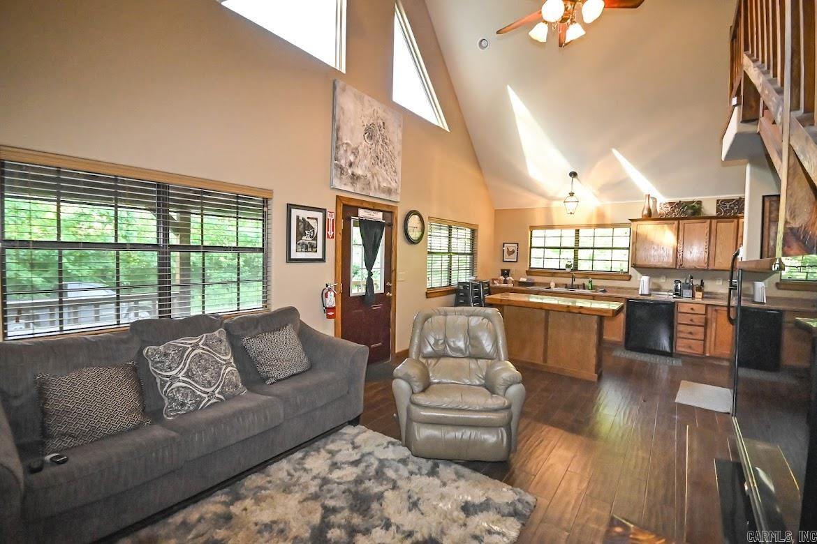 1210  POLK 61  Mena, AR